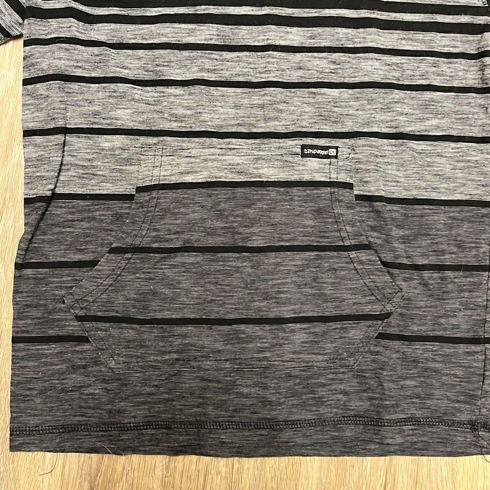 OCEAN Current Black and Grey Stripped Hoodie.  Size Medium - Picture 5 of 8